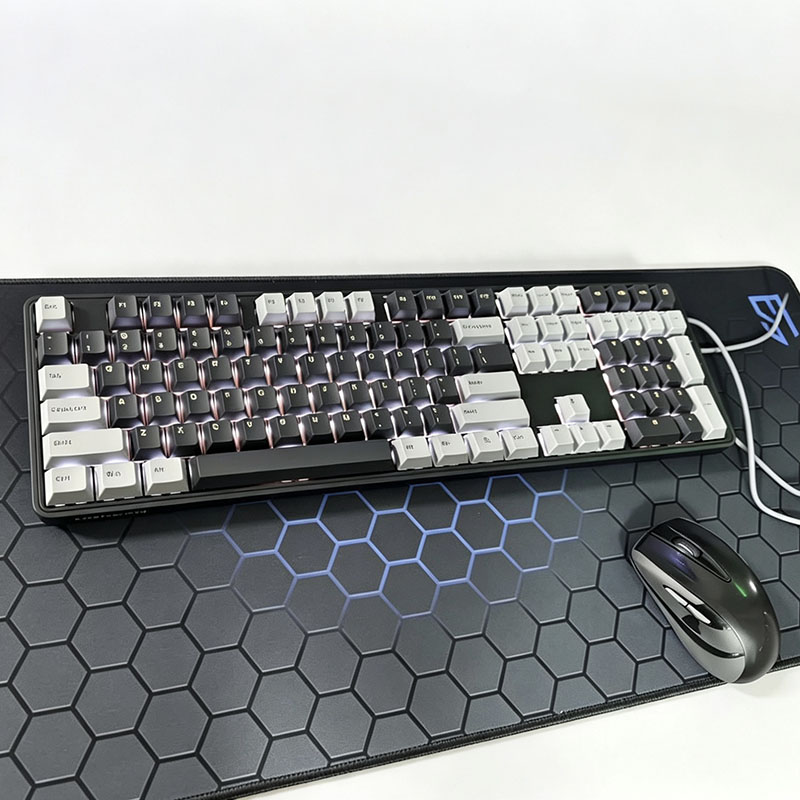 Teclado Mecánico para Juegos U - Gaming Keyboard Backlit reseña y precio